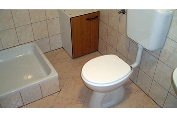 Croatie Privát Okrug Donji, Extérieur